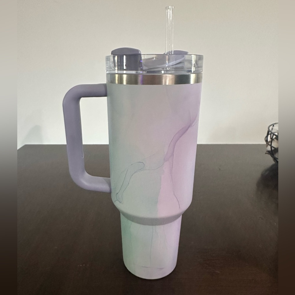 Limited Edition Lavender Marble Stanley Tumbler - Picture 2 of 2